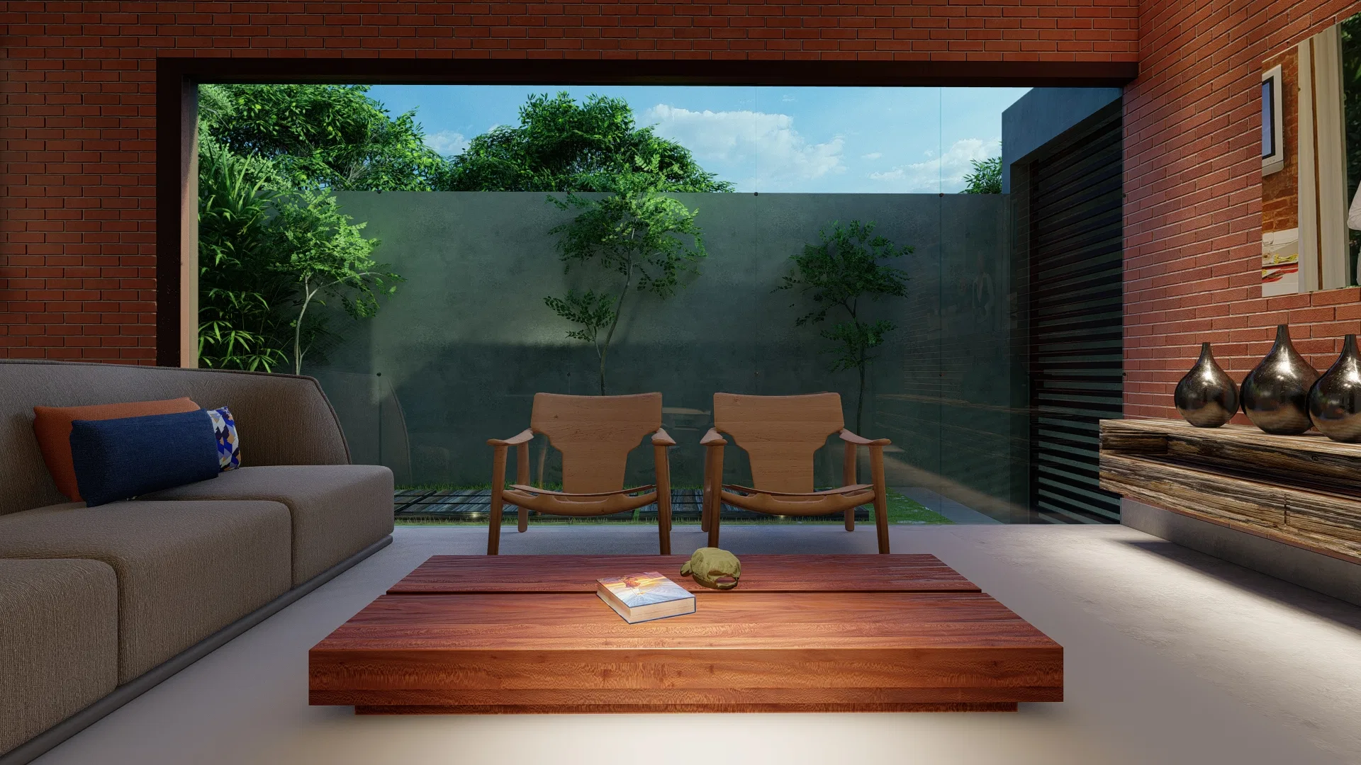 Sala de estar com parede de tijolo aparente aberta para o jardim externo através de vão envidraçado, poltronas de madeira e mesa de centro baixa