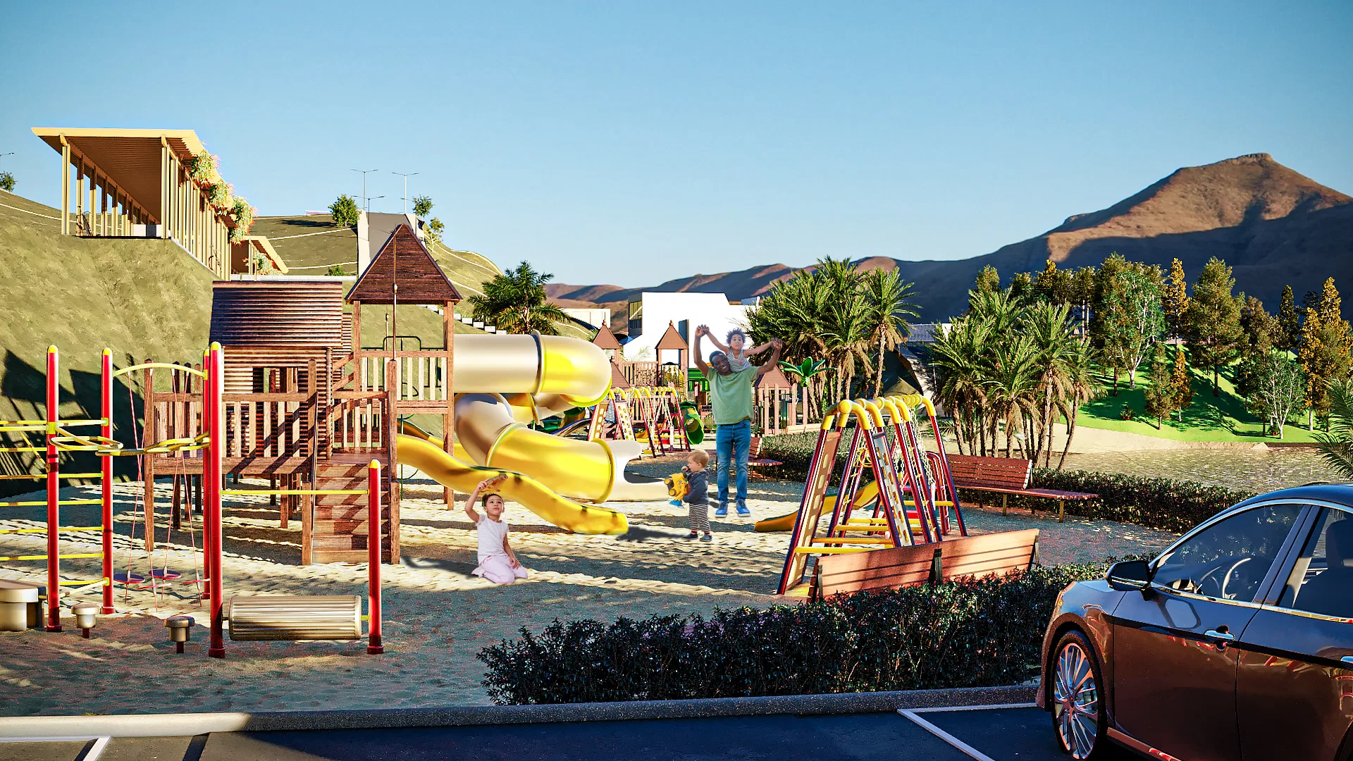Playground com estrutura de madeira e escorregador amarelo, crianças brincando e um adulto ao lado, palmeiras e morros dourados ao fundo