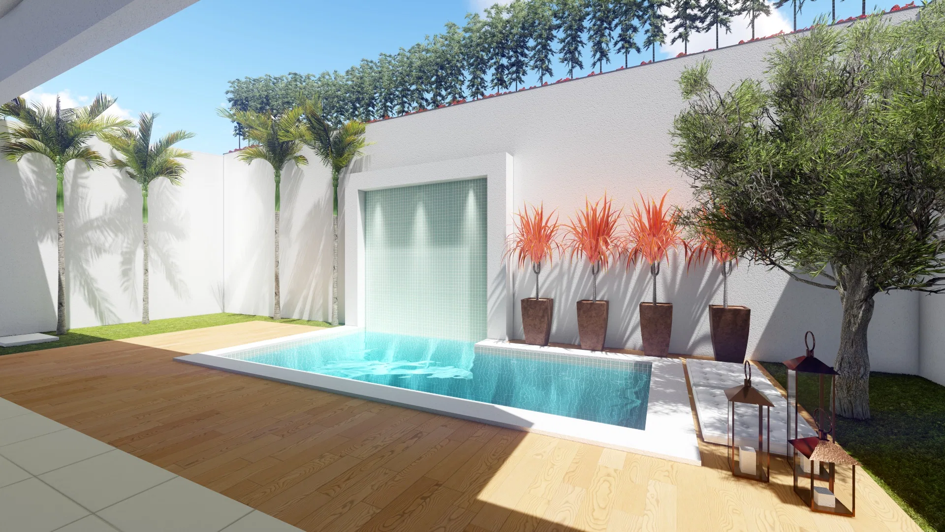 Piscina de raia com deck de madeira, parede-cascata em pastilha, palmeiras junto ao muro e vasos altos com folhagem alaranjada