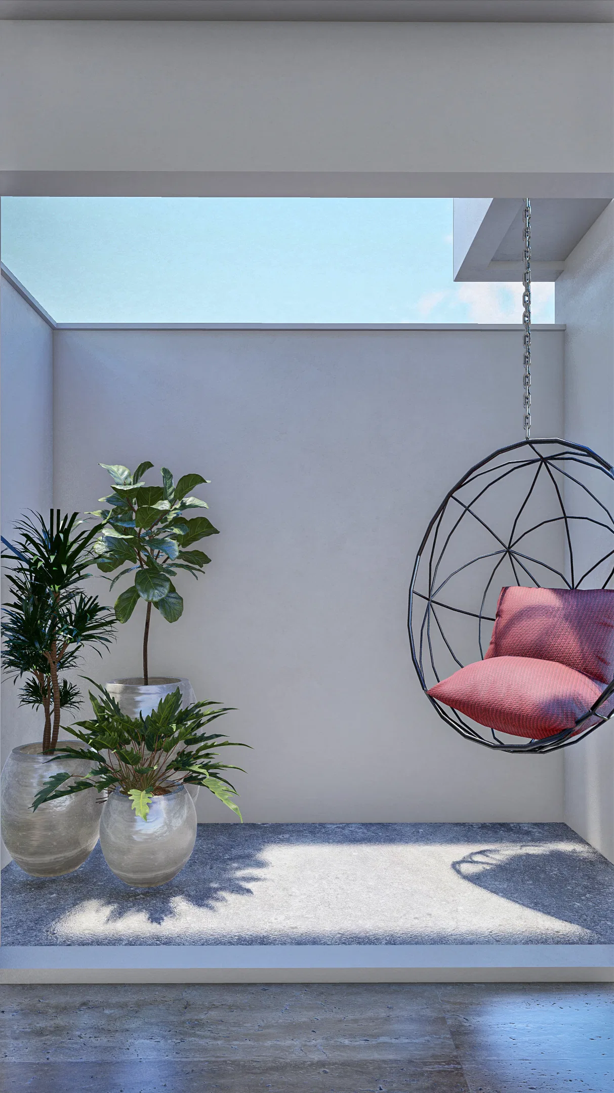 Pátio interno iluminado por abertura zenital, com cadeira suspensa de almofadas rosadas e vasos de dracena e samambaia sobre brita