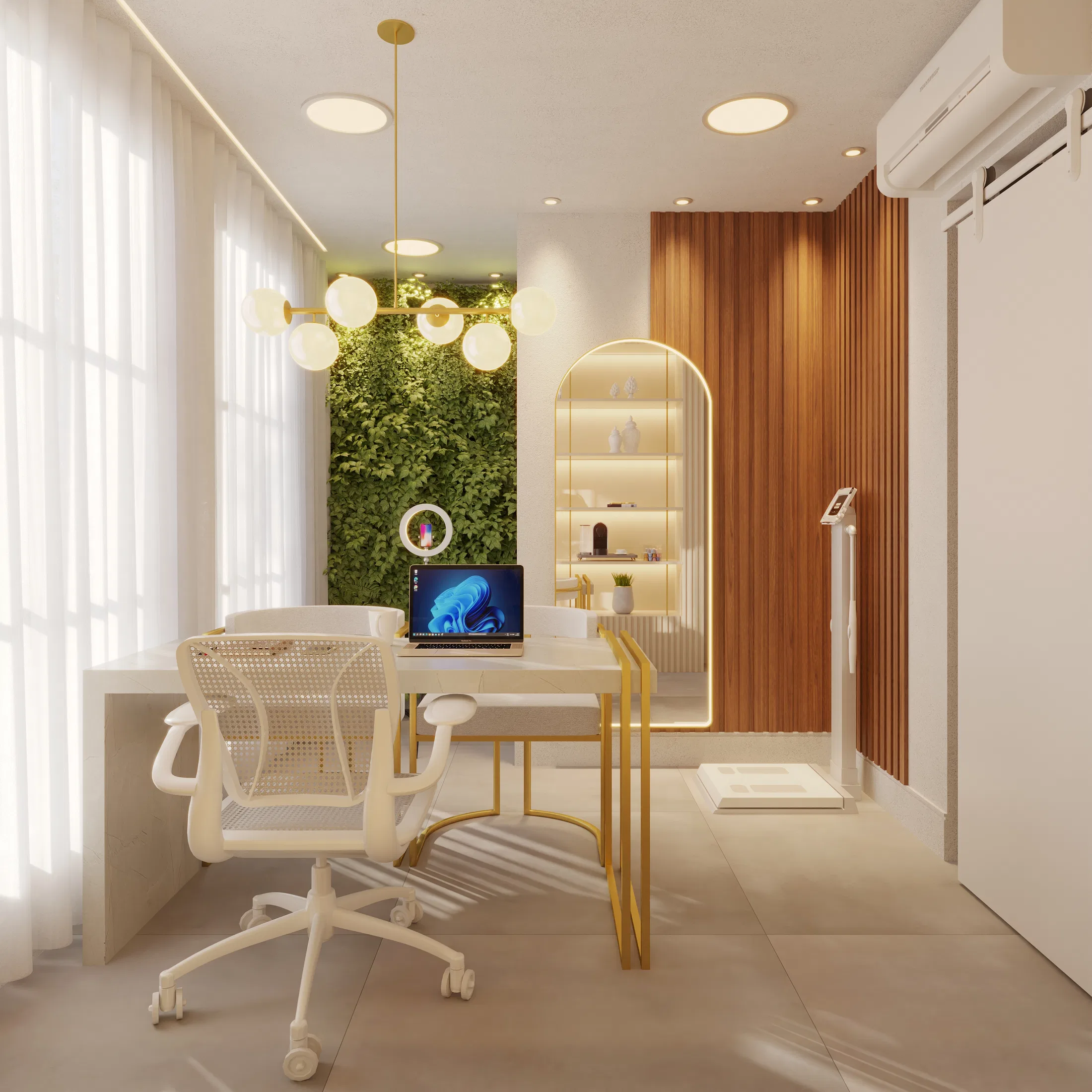 Sala de atendimento com jardim vertical, mesa de vidro com cadeira ergonômica branca, luminária pendente dourada e nicho iluminado revestido em madeira