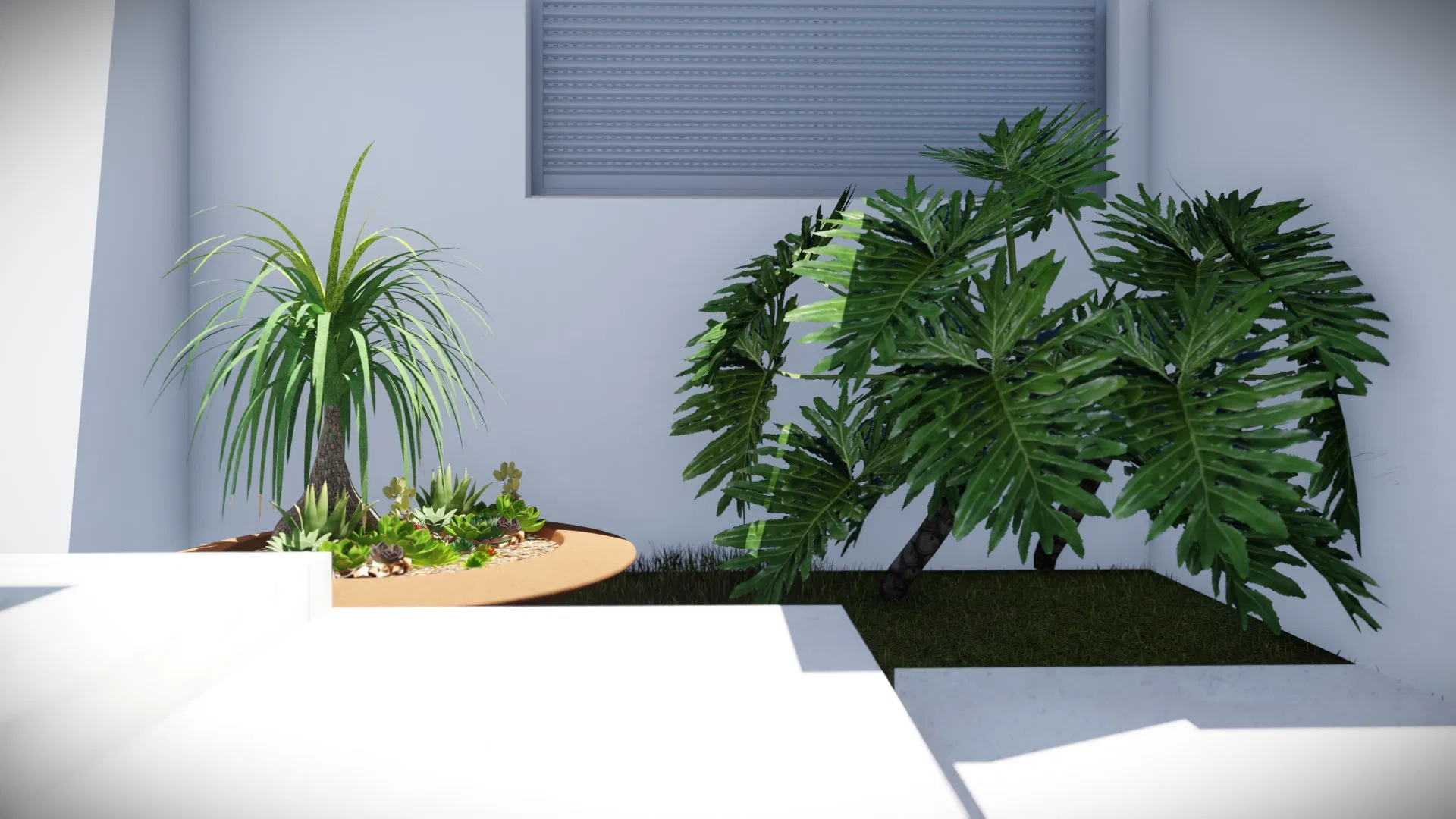 Canteiro de canto com dracena e suculentas em jardineira curva, ao lado de filodendro de folhas recortadas contra parede clara