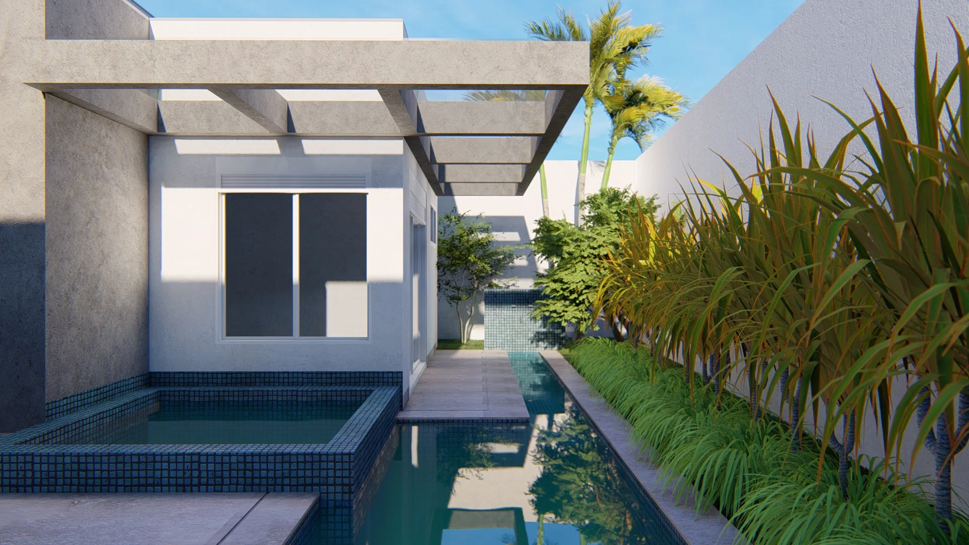 Piscina de revestimento escuro com spa elevado e passarela de madeira, sob pérgola de concreto, ladeada por palmeiras e gramíneas avermelhadas.